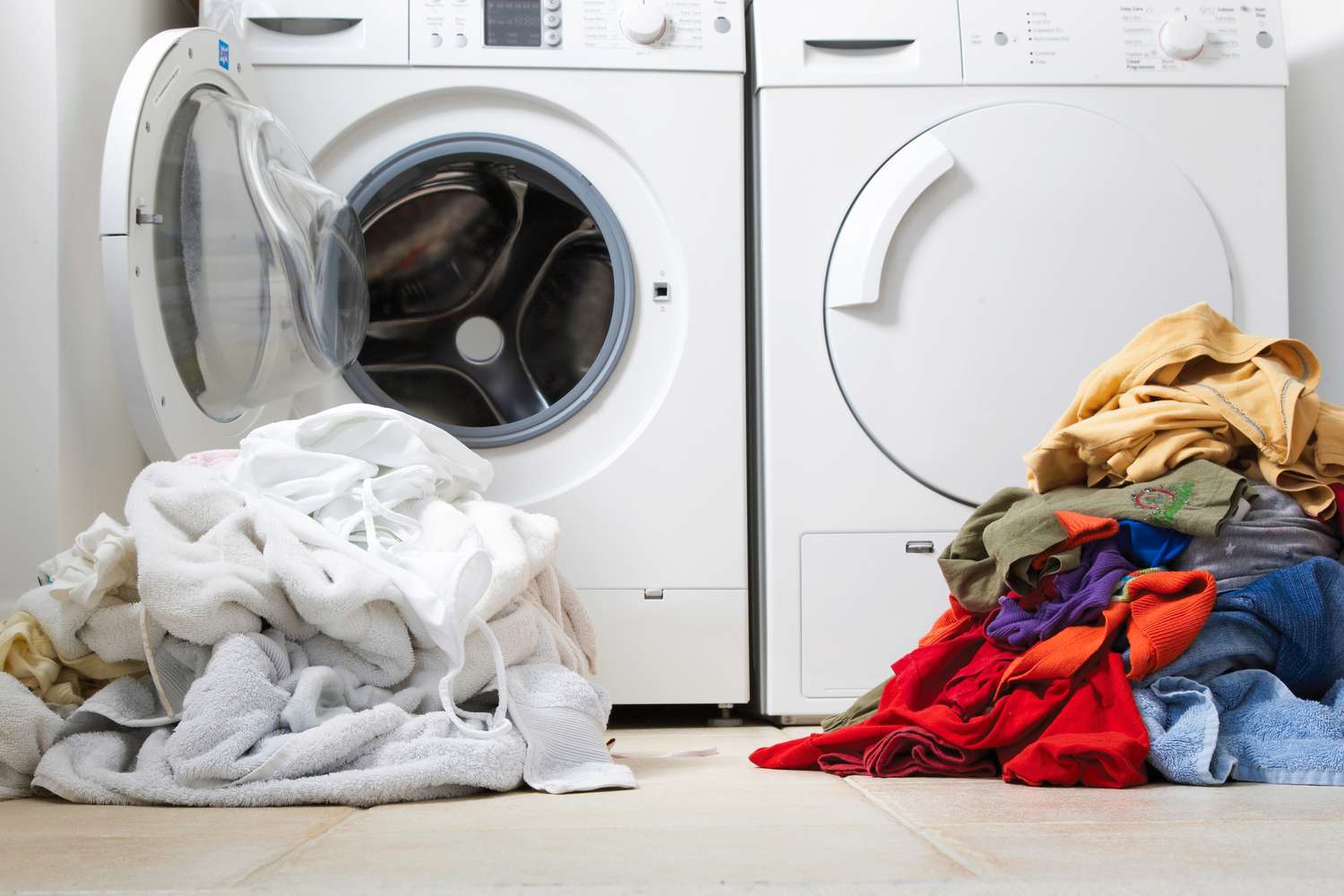 washing machine with clothes