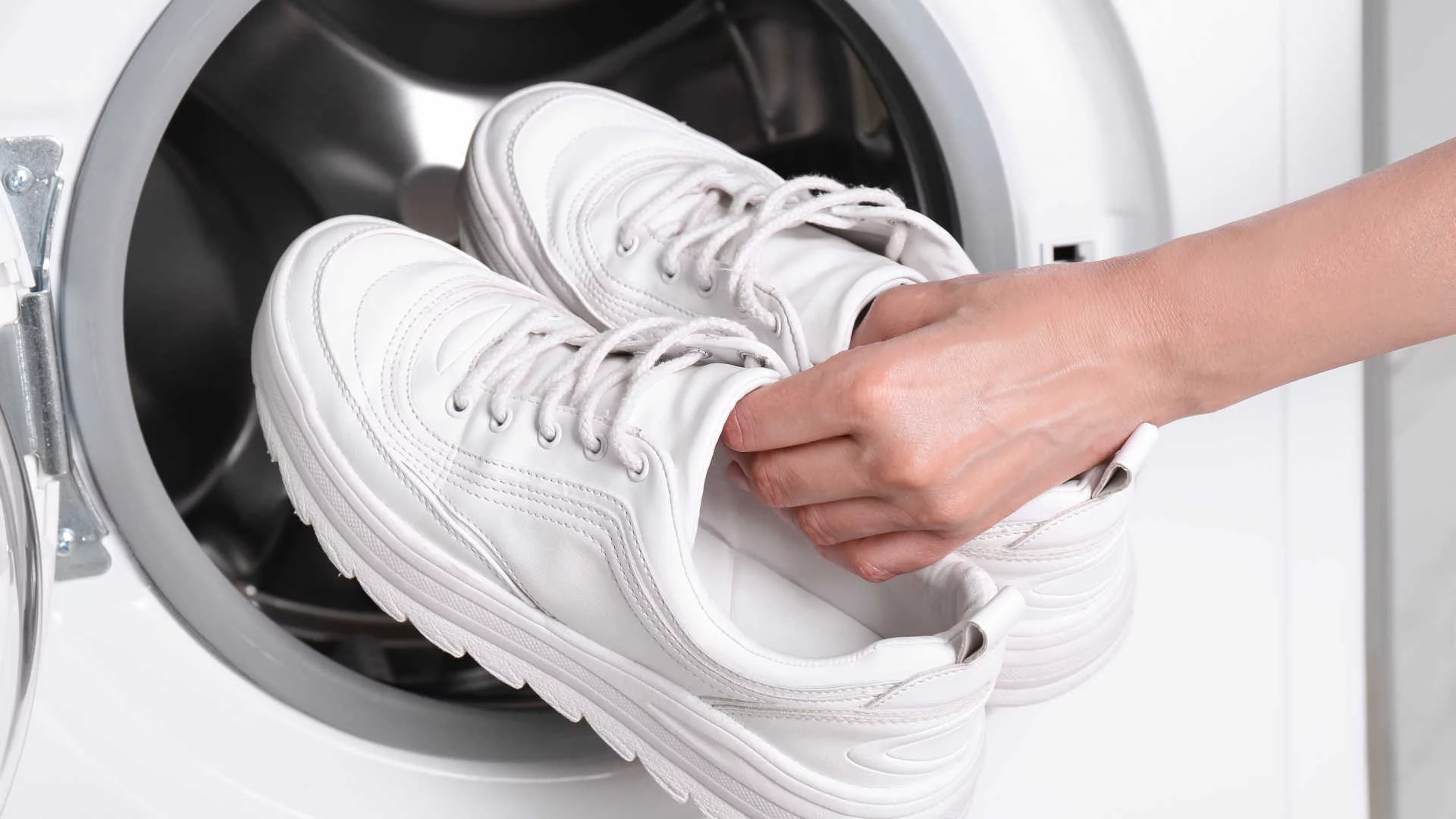 converse in the washing machine